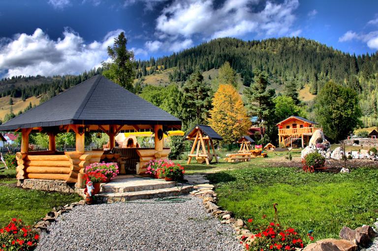 Pensiunea Casa Baciu Fundu Moldovei Bucovina