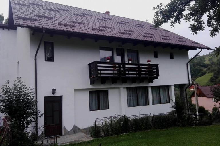 Casa De Pe Deal Bran Romania Tonight Ro